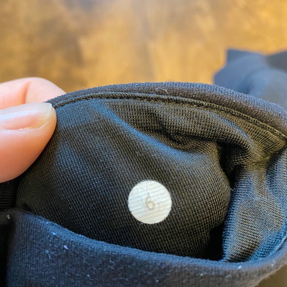 LULULEMON WUNDER UNDERS - Picture 4 of 4